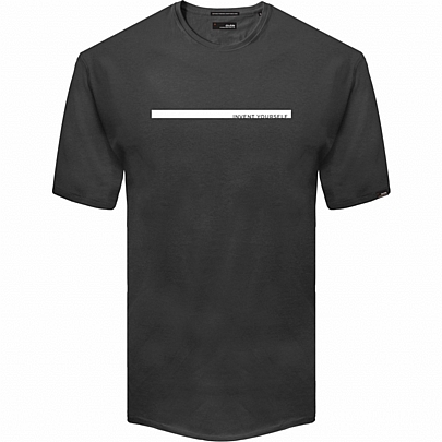 T-Shirt με στάμπα σε χρώμα μαύρο 